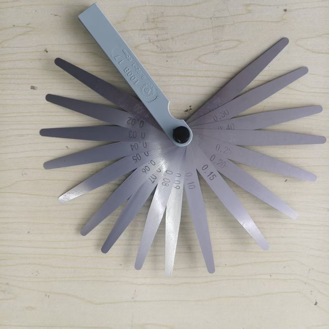 Heavy Equipment Spare Parts - 0.02-1mm 17 블레이드 필러 게이지 오토바이